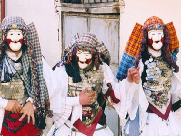 Άνοιξε το Τριώδιο, απόκριες στην Ελλάδα! Άνοιξε το Τριώδιο, απόκριες στην Ελλάδα!
